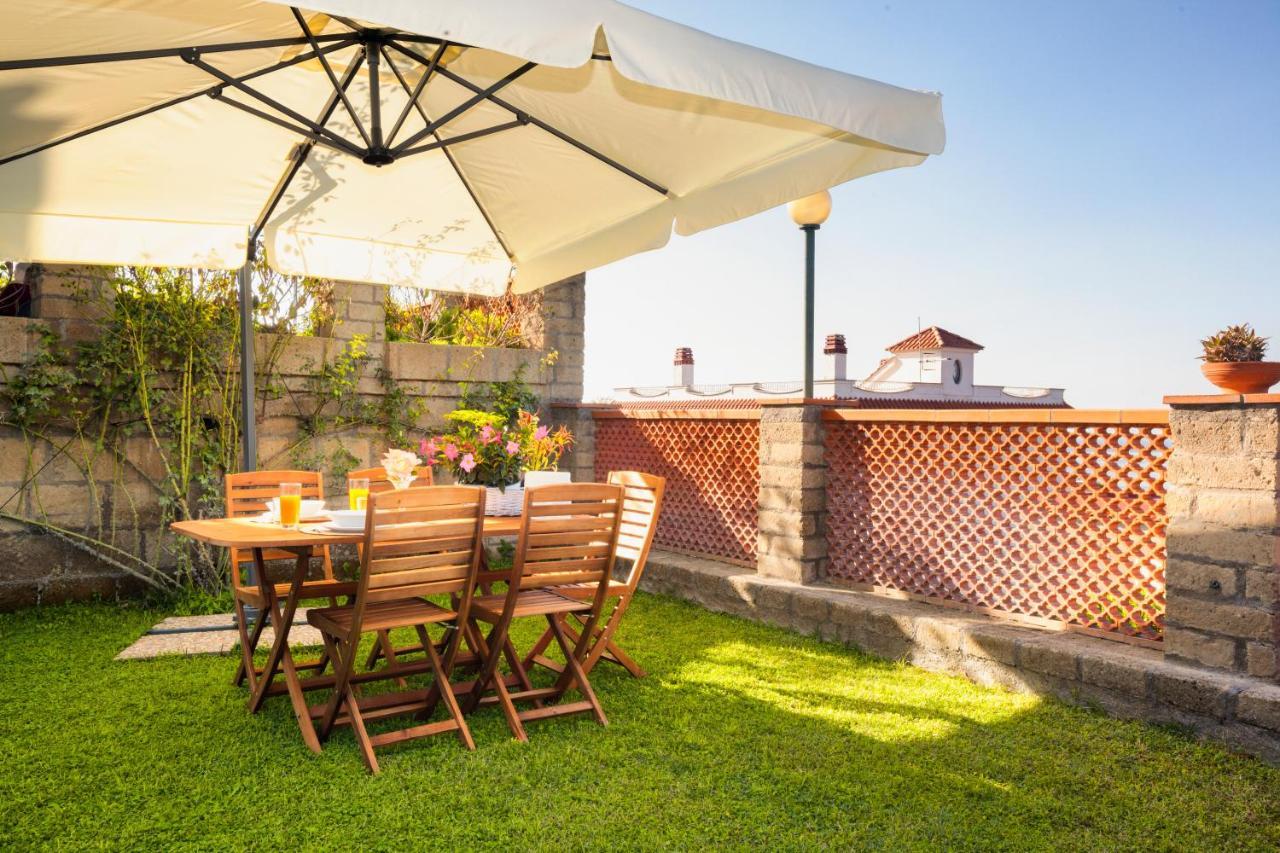 Shanti Home - Restaurant Di Aversano Salvatore ソレント エクステリア 写真